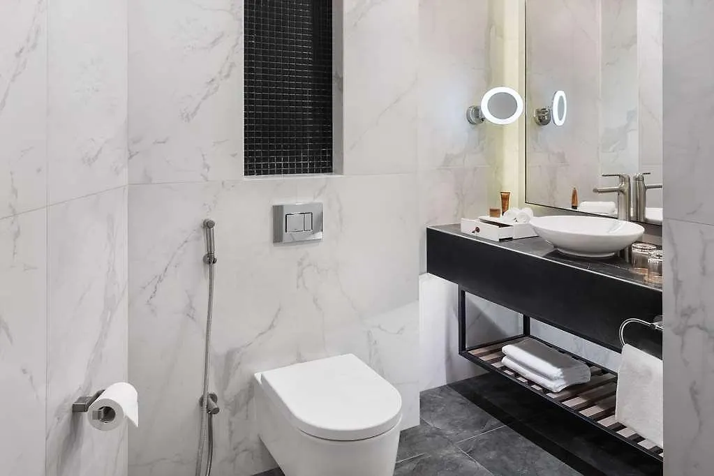 Paramount Hotel Midtown Dubai